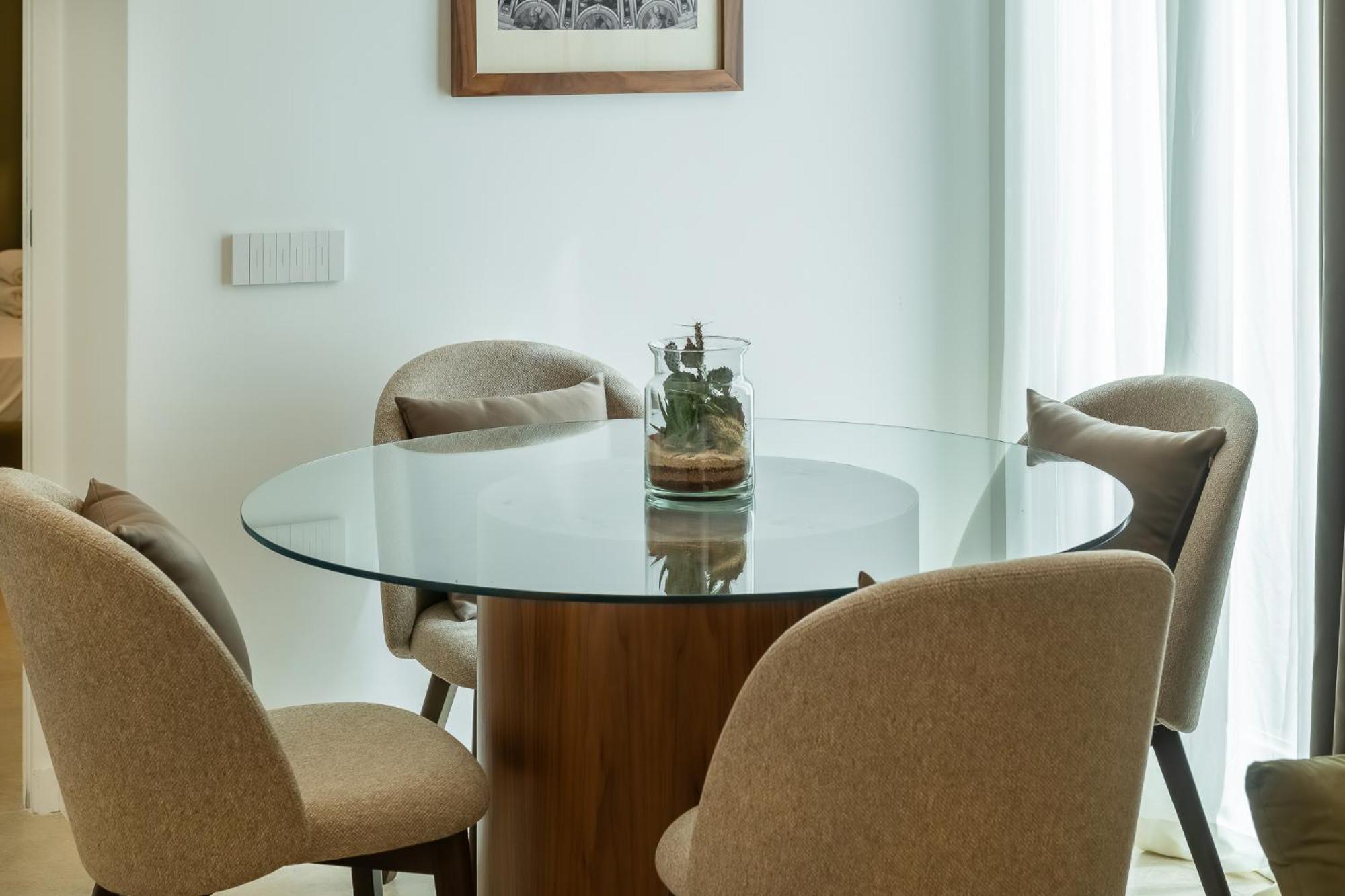 Skylife Minimalist Boutique * Roma